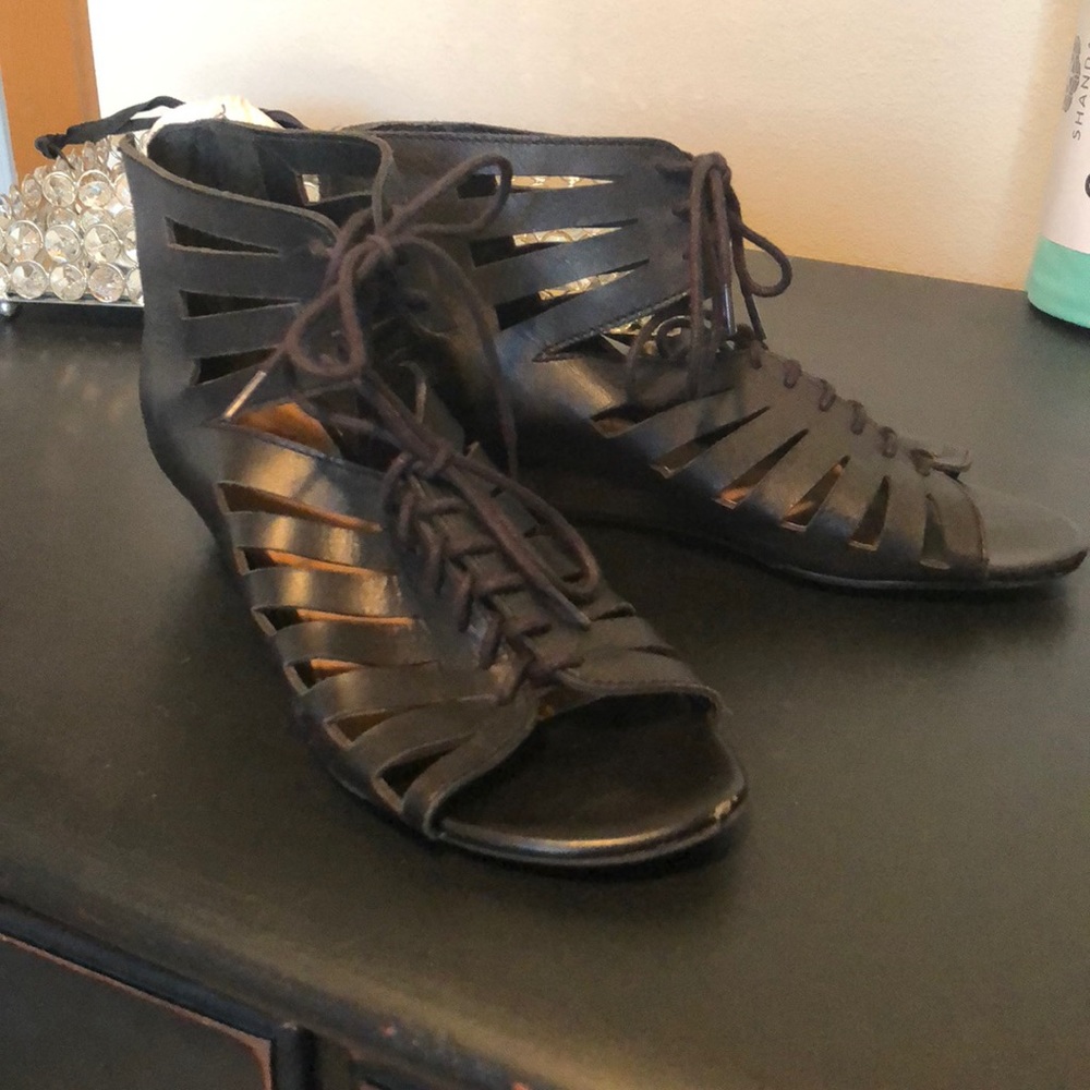 Heeled sandals